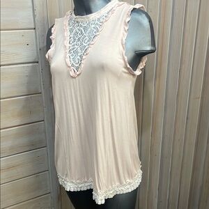 🌹POL Pink Blouse with Elegant Design